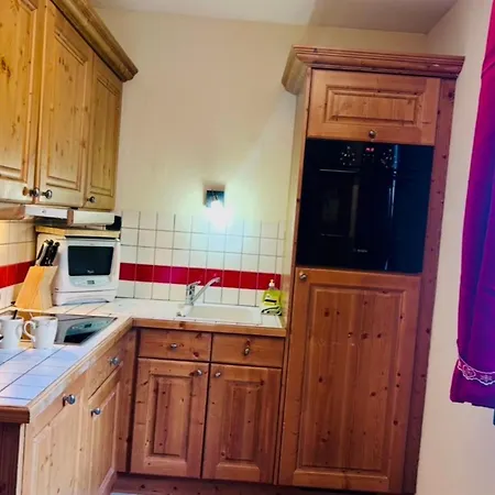 Flat With Parking And Balcony In Centre *