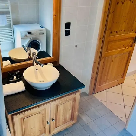 Lejlighed Flat With Parking And Balcony In Centre *