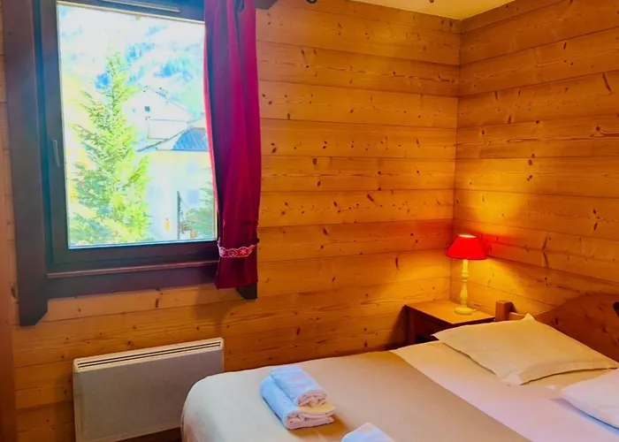 Apartmán Flat With Parking And Balcony In Centre *