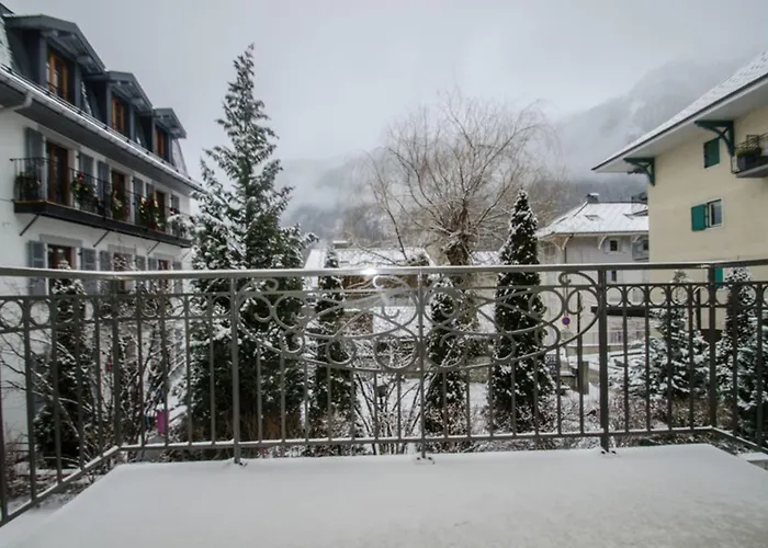 Apartmán Flat With Parking And Balcony In Centre