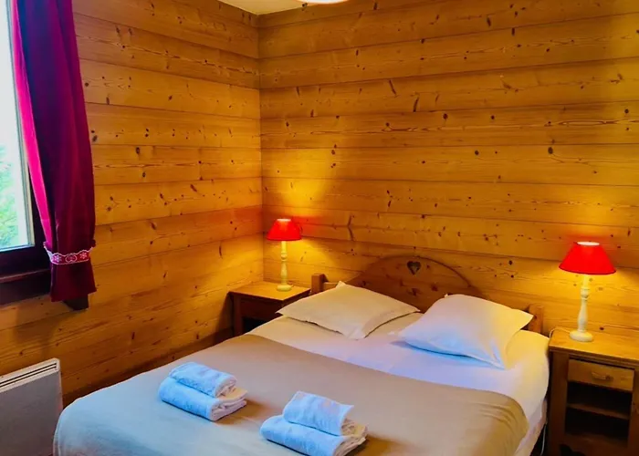 Flat With Parking And Balcony In Centre Apartmán